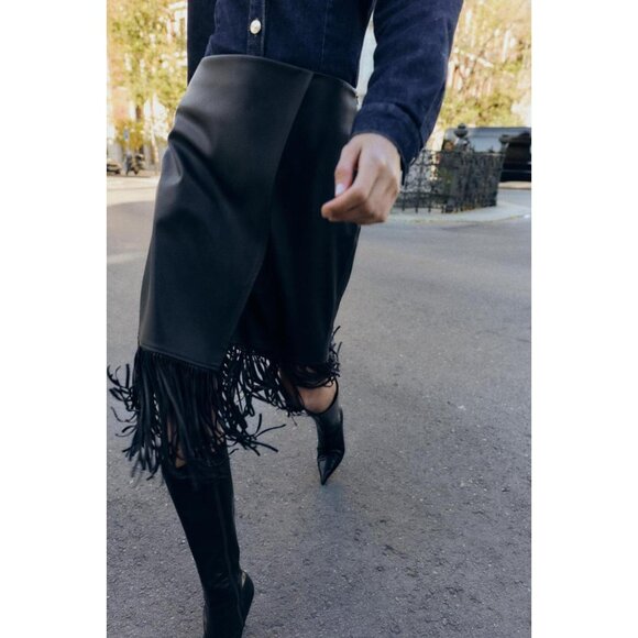 ZARA FAUX LEATHER FRINGED MIDI SKIRT - Picture 3 of 11